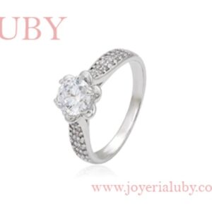 SORTIJA DE COMPROMISO FLOR PEQUEÑA