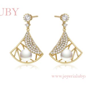 ARETES COLGANTES ESTILO ABANICO ELEGANTE CON PERLA