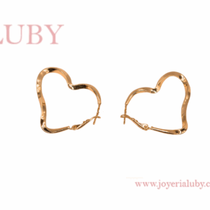 ARRACADAS CON FORMA DE CORAZON