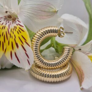 ARRACADA DELGADA ESTILO CHUNKY