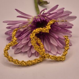 ARRACADAS MEDIO CORAZÓN TEXTURA