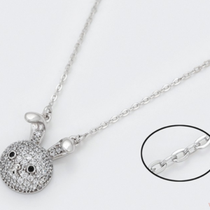 COLLAR CONEJITO EN MICROPAVÉ